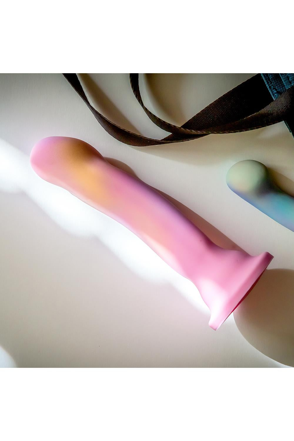 Avant Dildo med Sugekop til stimulering af G-punkt og P-punkt